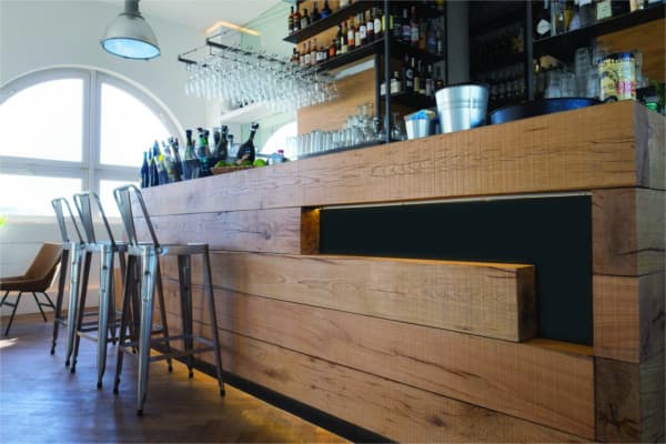 mobile in legno per attività - bancone bar